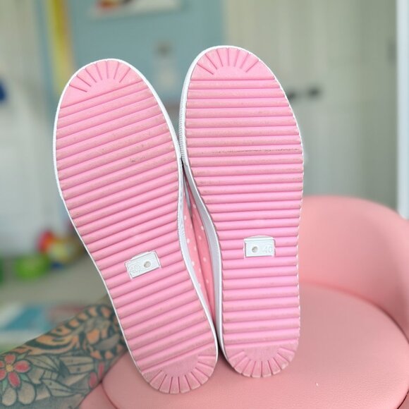 Kawaii Pastel Pink and Blue Bow Sneakers - Picture 10 of 10